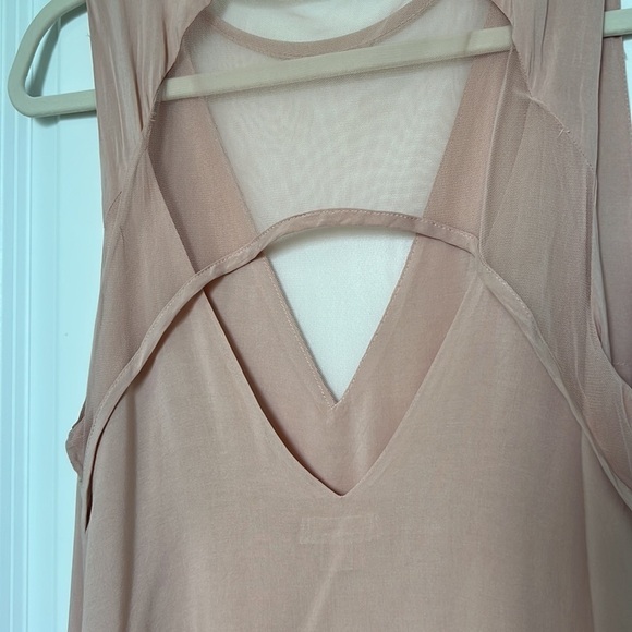 Urban Outfitters Silence + Noise Mini Dress V Neck Mesh Cutout Sleeveless Shift - Picture 10 of 17
